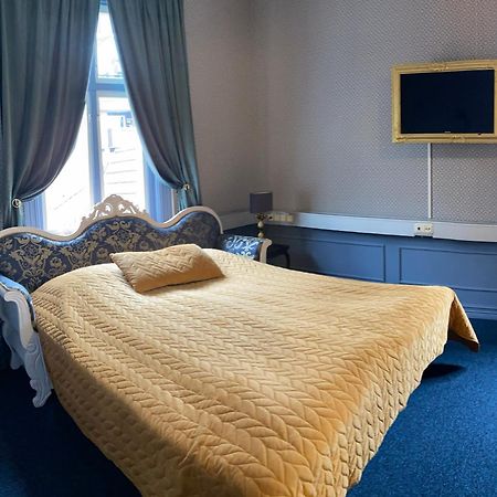 Jaernvaegshotellet B&B Skara Esterno foto