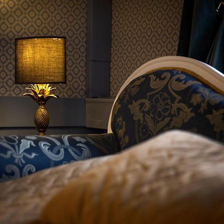 Jaernvaegshotellet B&B Skara Esterno foto